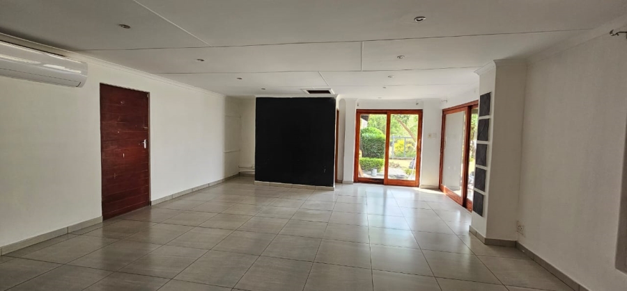 5 Bedroom Property for Sale in Mooinooi North West